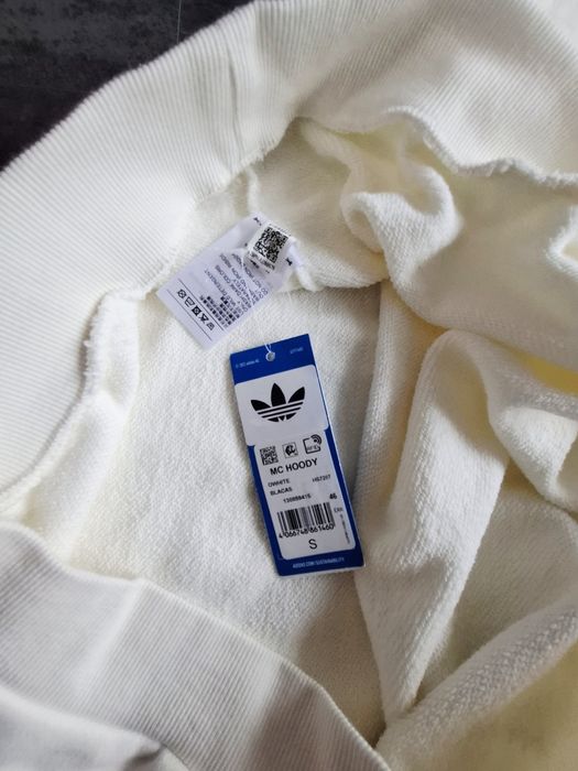 Нов Оригинални суичър Adidas