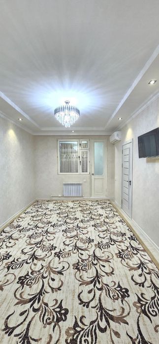 Чиланзар 10 квартал 2 комнаты 4 этаж можно в ипотеку