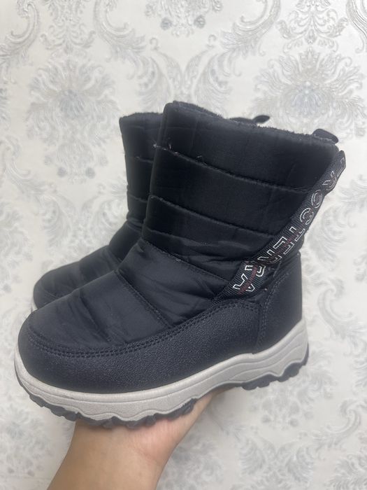 Зимняя обувь для мальчика (29р)