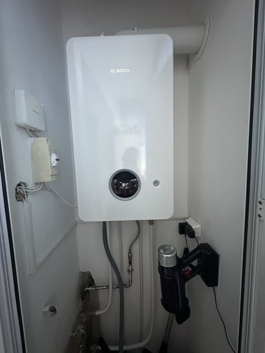 Продава се Тристаен апартамент в Добрич, Център - 68 кв.м за 1590 €/кв.м - Снимка #6