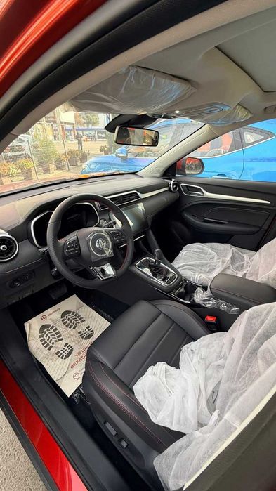 MG ZS современный субкомпактный кроссовер