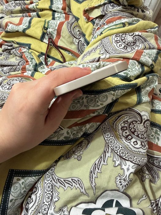 iPhone 13 128гб в хорошем состоянии