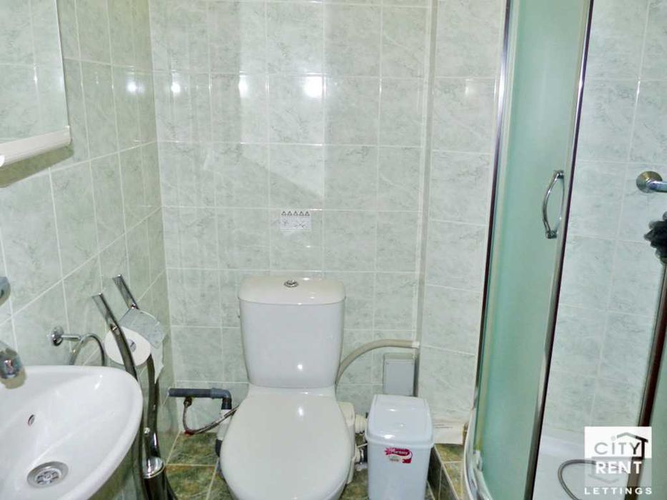 Дава се под наем Етаж от къща в Велико Търново, Център - 100 кв.м за 330 € - Снимка #8