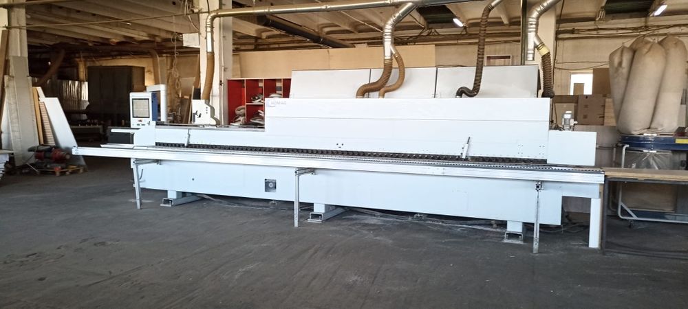 De vânzare mașină de aplicat cant Homag