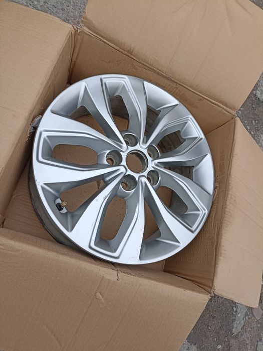 Диски R 17 киа, хюндай оригинальные