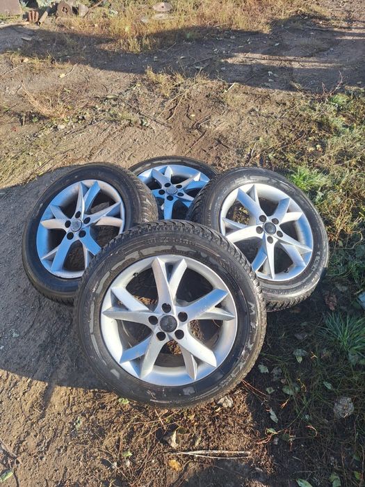 Продам комплект колес