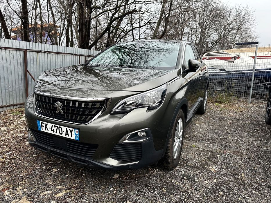 Peugeot 3008 PEUGEOT 3008 1.5 Blue HDI S/S EAT8 Active