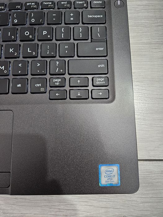 Dell Latitude 5300
