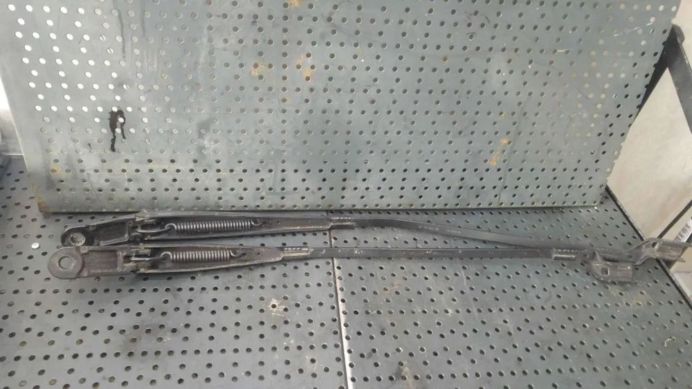 Set brate stergator parbriz peugeot 3008 1 0u 9672059480 9683098980