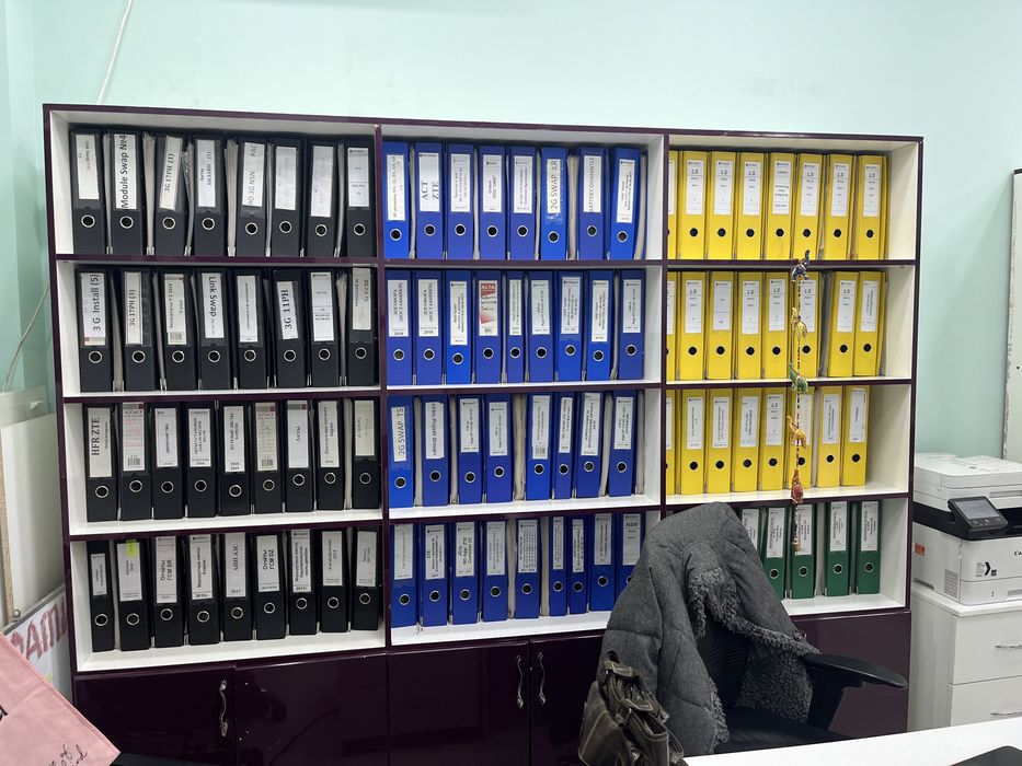 Канцелярские товары. Папки-регистры в отличном состоянии