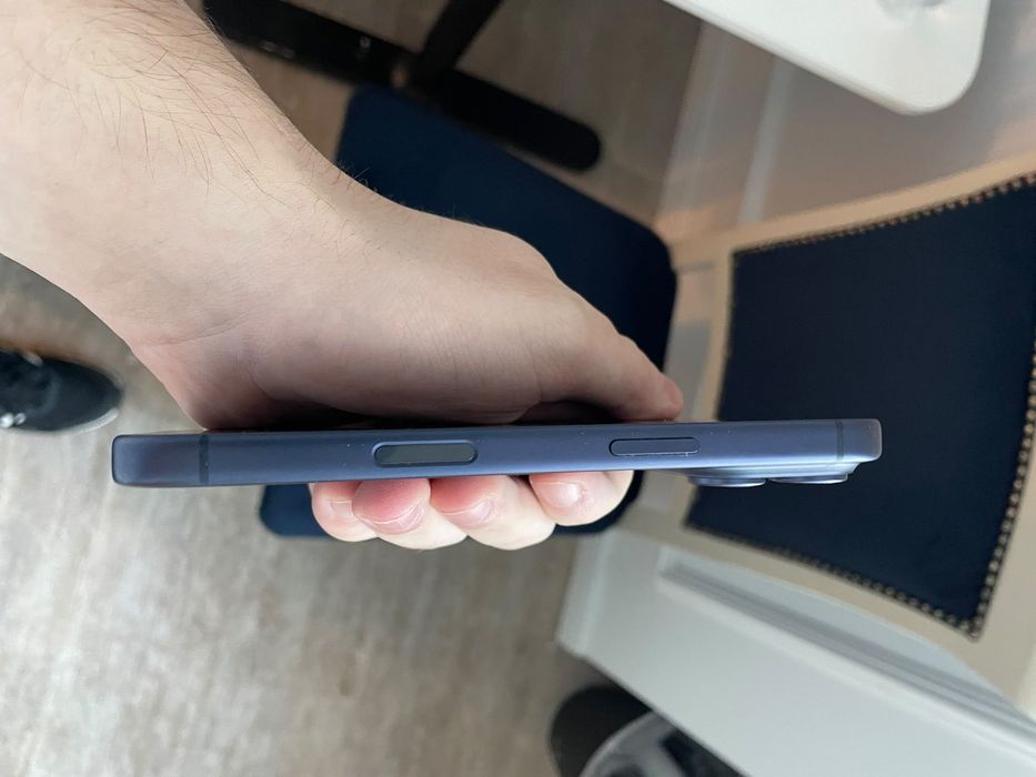 Iphone 17 pro, 96% sănătate baterie, 256gb
