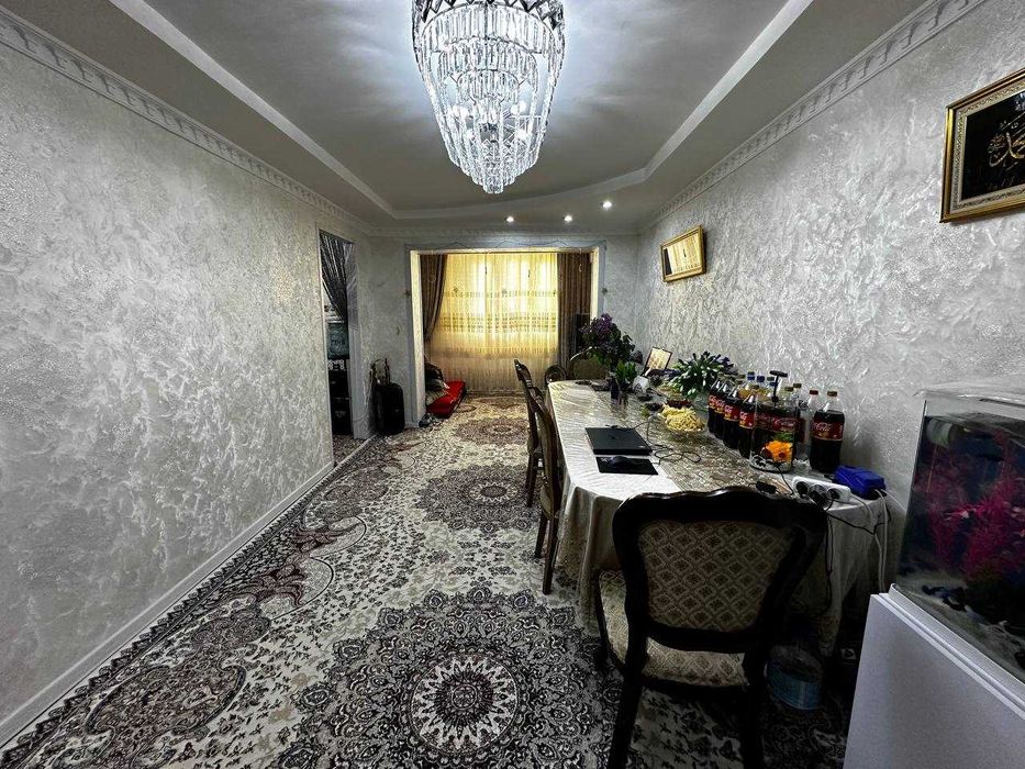 Продаётся 4х комнатная квартира на чиланзаре 23 квартал