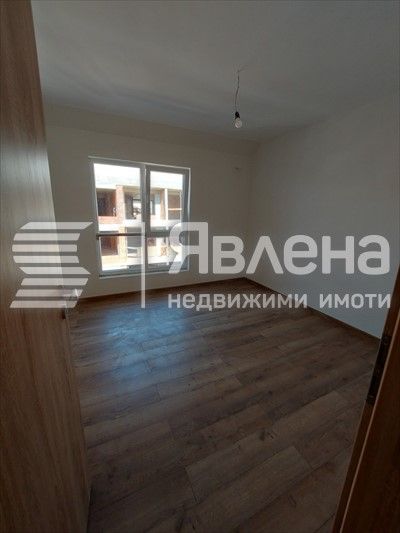 Продава се Четиристаен апартамент в Пловдив, Христо Смирненски - 109 кв.м за 1424 €/кв.м - Снимка #10