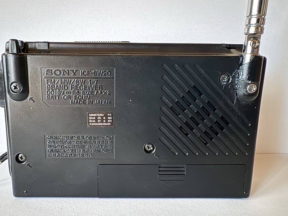 Radio Sony ICF SW20 (Made in Japan) 1989