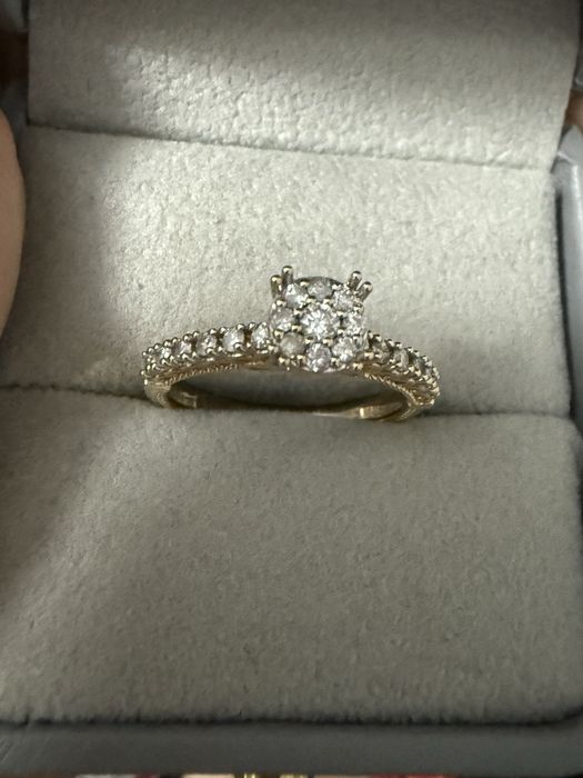 Бриллиантовое кольцо