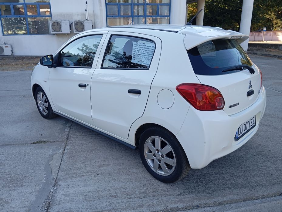 Mitsubishi space Star