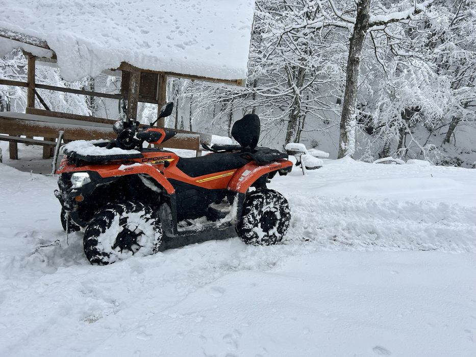 CF MOTO 520L EPS AN 2025 vand sau schimb cu 8+1 locuri