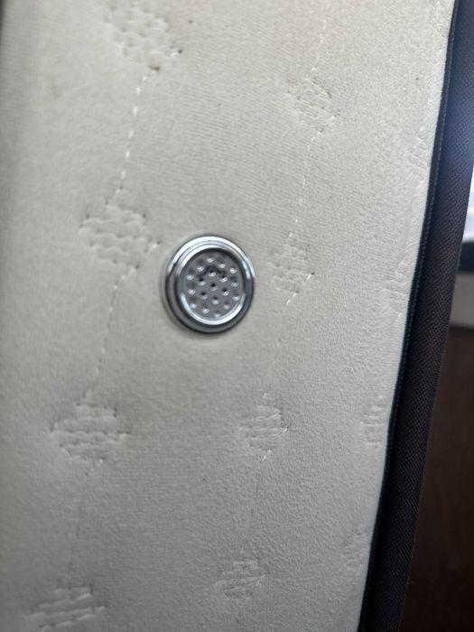 Продавам матрак съд седем зони на комфорт 23см 160/200