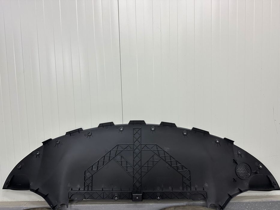 Капак за броня Tesla model Y