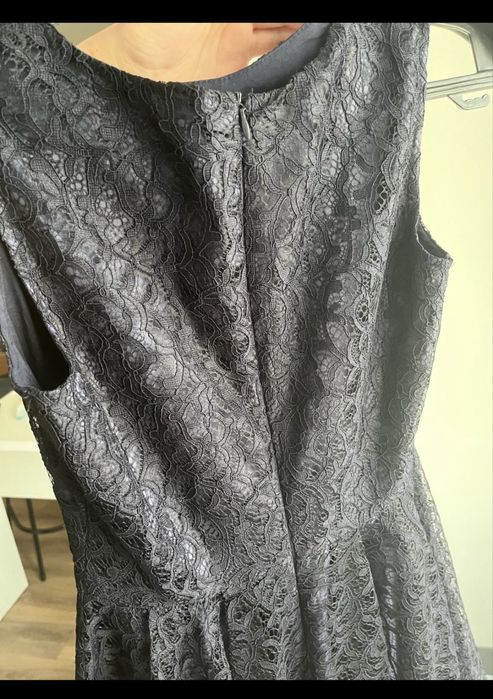 Гипюровое темно синее платье