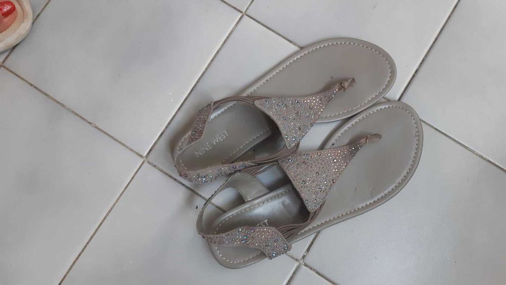 Дамски летни сандалки