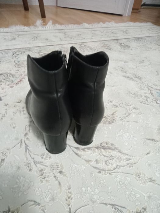 Продам отличные полусапожки