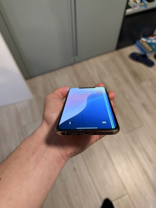 Iphone XS MAX почти перфектен