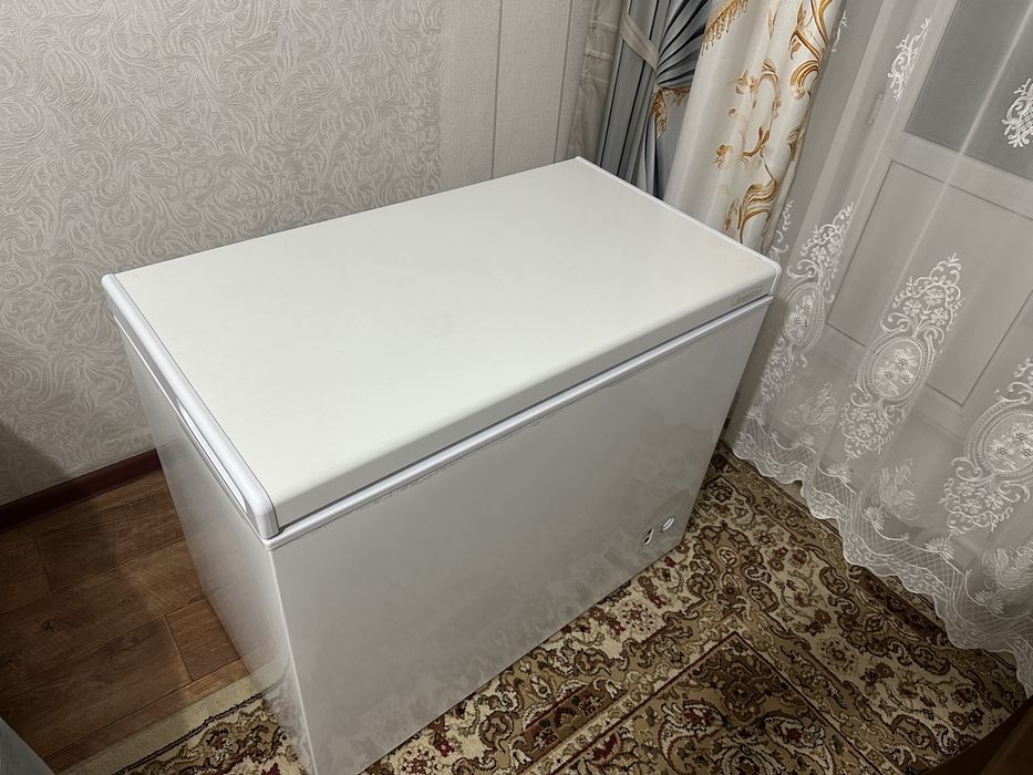 Морозильник Бирюса 210KX 200 л белый