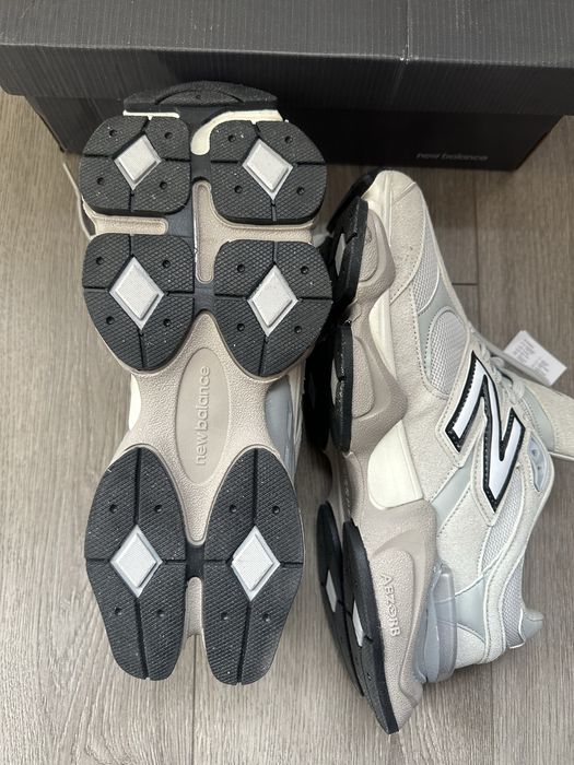 New Balance 9060 43 номер