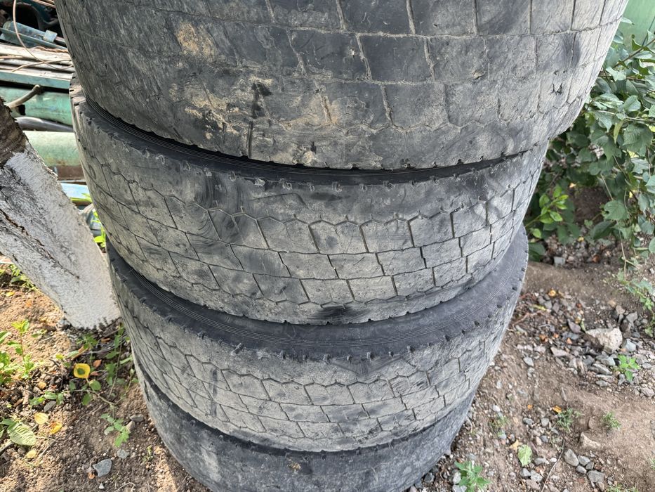 Продам резину 315/70/22,5…………….