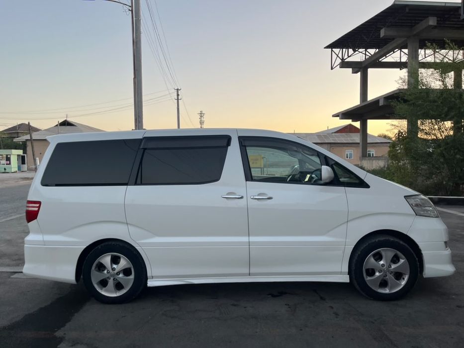 Toyota Alphard 2007