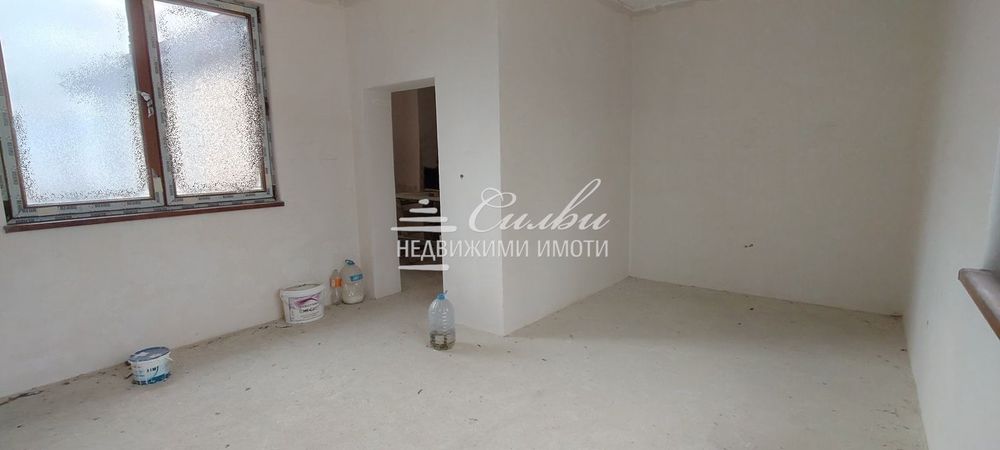 Двуетажна ТУХЛЕНА къща - с.Янково