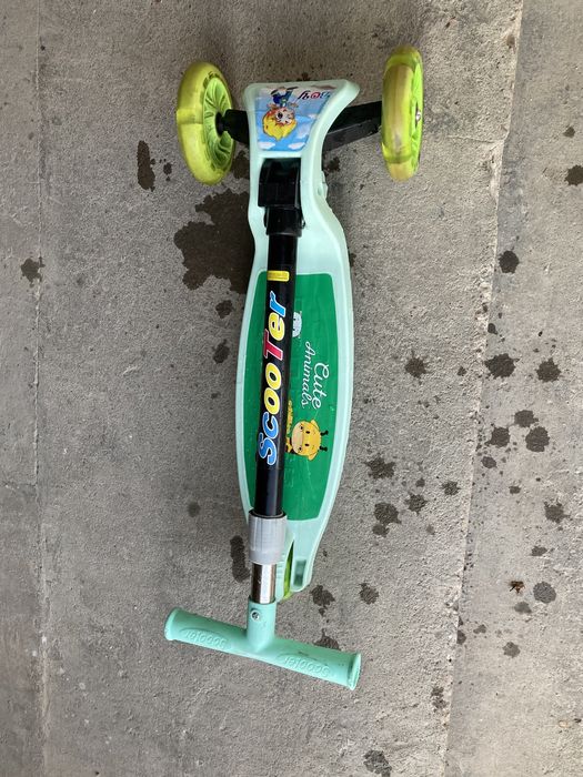 Детский сомокат маленький