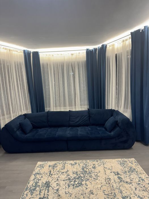 Canapea extensibila 4 locuri