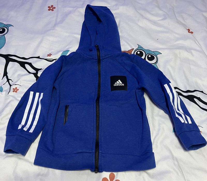 Vand bluza Adidas marimea 122 (6-7 ani)