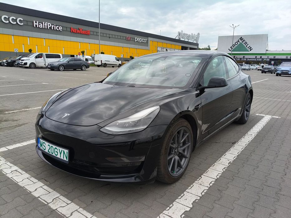 Tesla Model 3 Se vinde la prețul acesta mic din motive personale!
