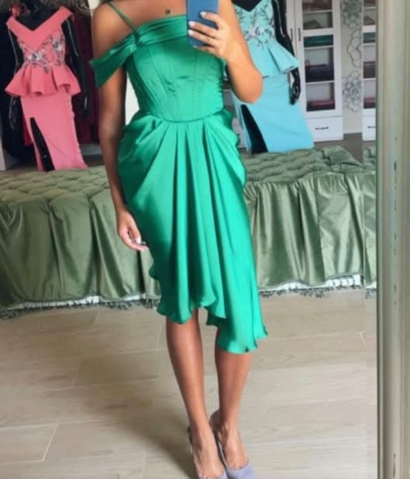 Rochie verde pe comanda
