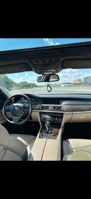 BMW 7 Series 2011 — imagine 5