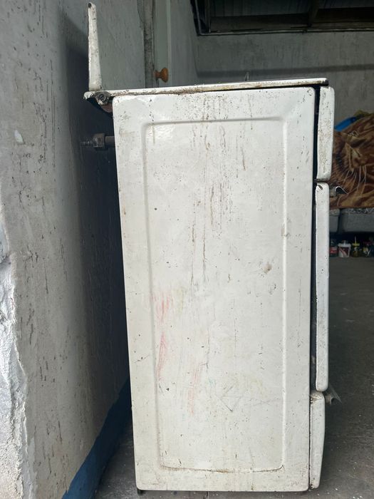 Продам газплиту работает