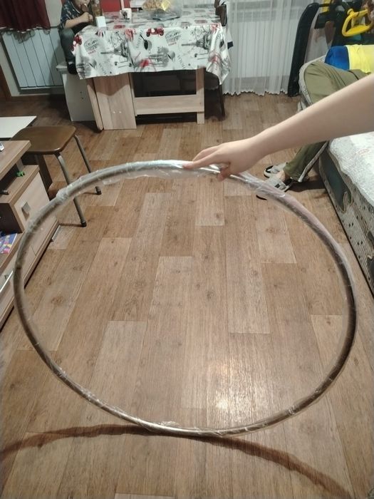 Продаётся обруч,