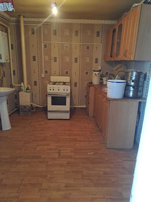 Продается дом с времянкой  (срочно)