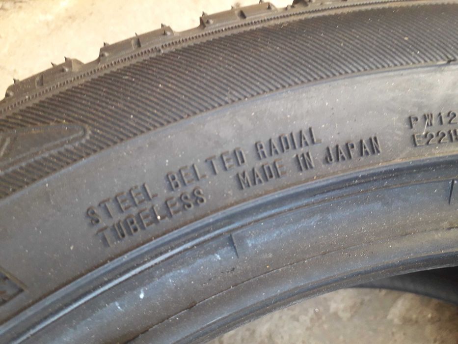 2 Нови зимни гуми R17 215/50 Falken HS449 EuroWinter 95V M+S ExtraLoad