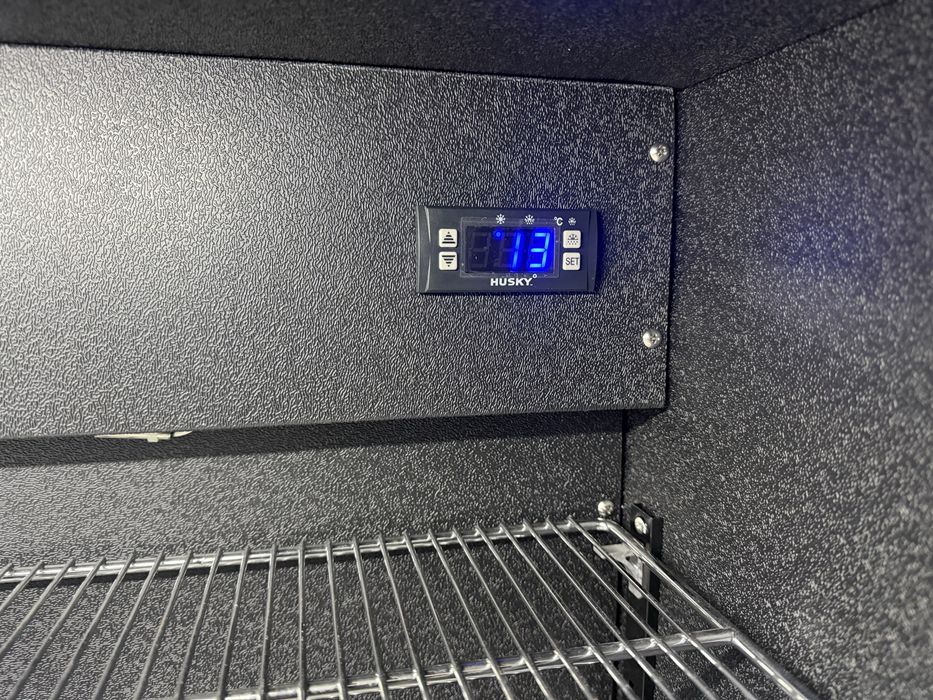 Тройна подбарова витрина Husky 350литра