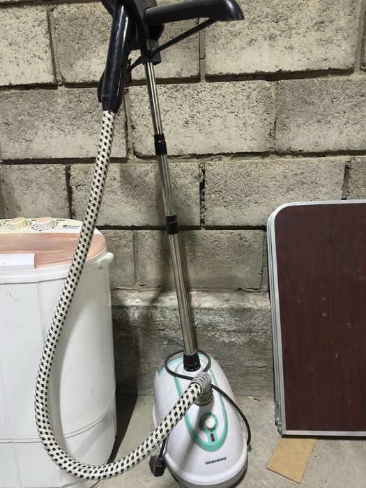 Паровой утюг redmond