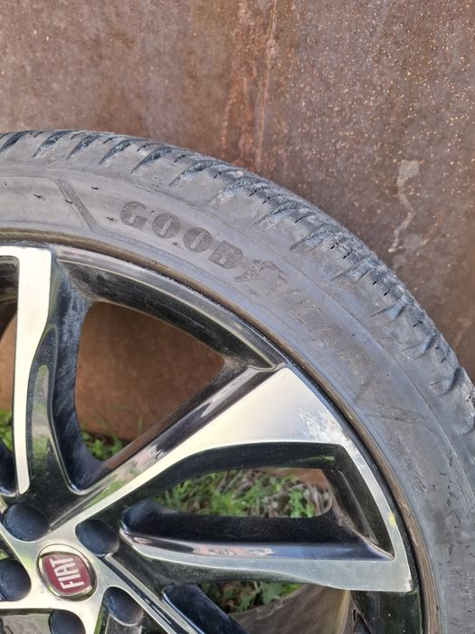 Продавам джанти с гуми