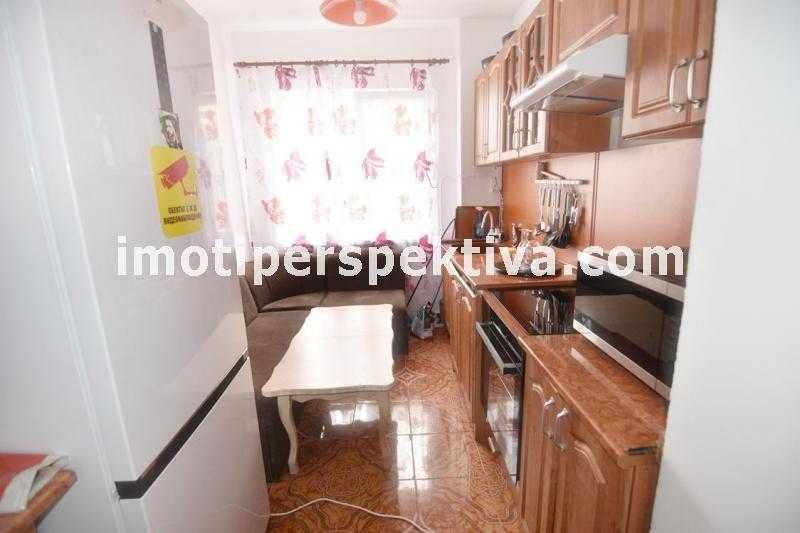 Продава се Тристаен апартамент в Пловдив, Център - 68 кв.м за 2250 €/кв.м - Снимка #4