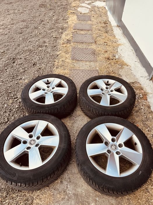 Продавам джанти с зимни гуми от Шкода Октавия R16