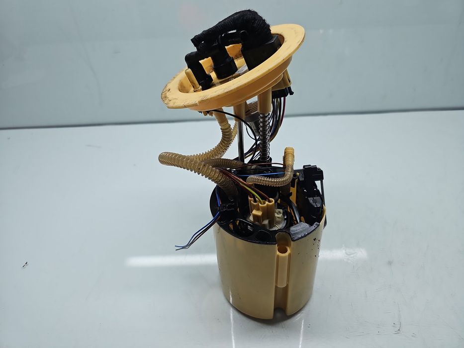 Pompa combustibil AUDI A4 (8K2, B8) [Fabr 2008-2015] 8K0919050P 2.0 TD