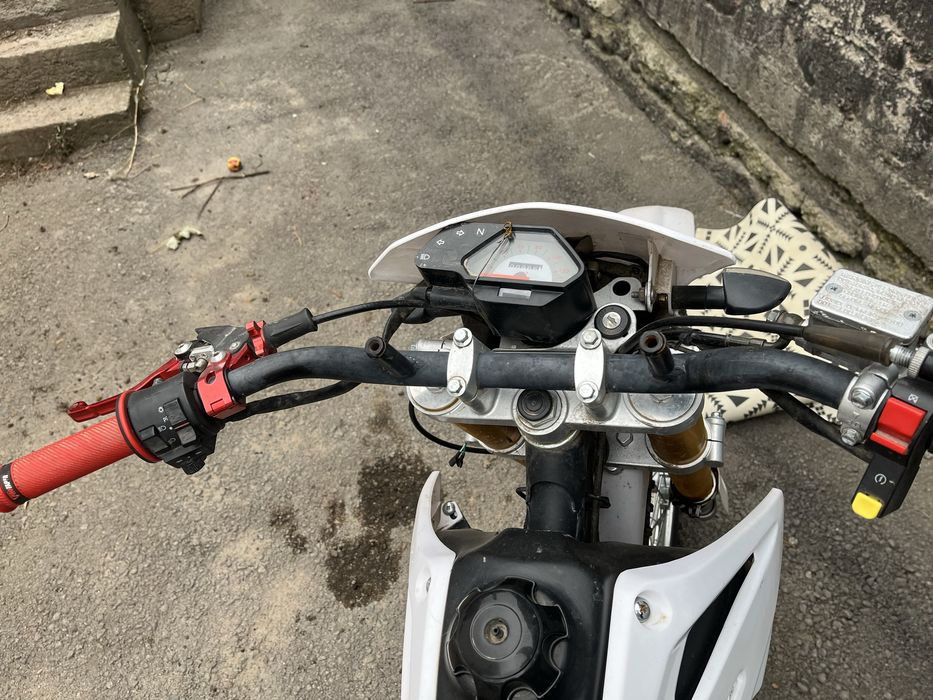 Продаю Эндуро 06