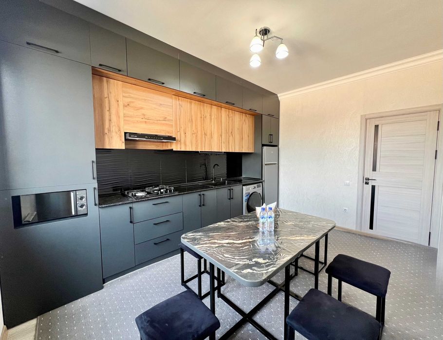 Посуточная аренда квартиры на Дружбе народов ЖК Чакар